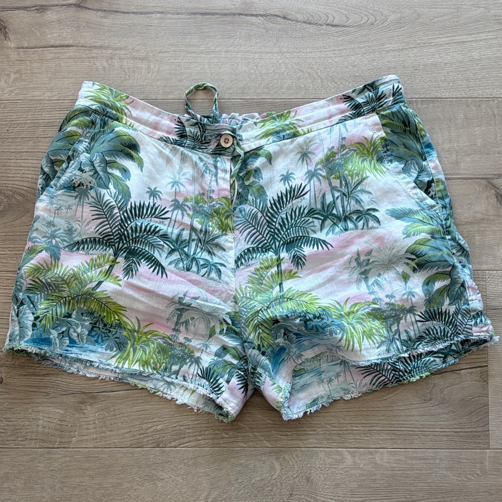 Tommy Bahama Green and Blue Palm Print Women Shorts